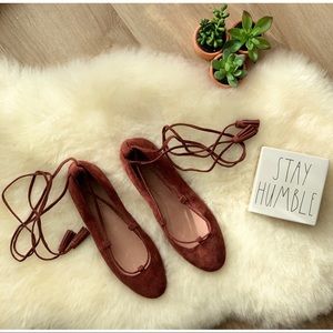 💕MADEWELL • Inga Rust Lace Up Flat